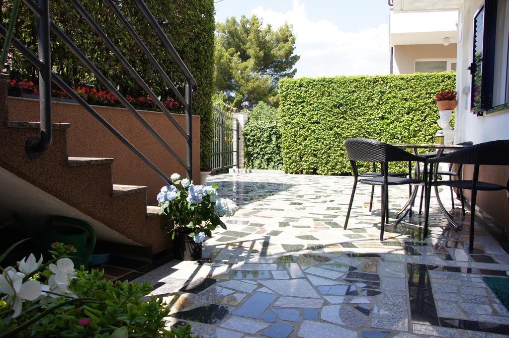 Villa Franda Trogir Exteriör bild